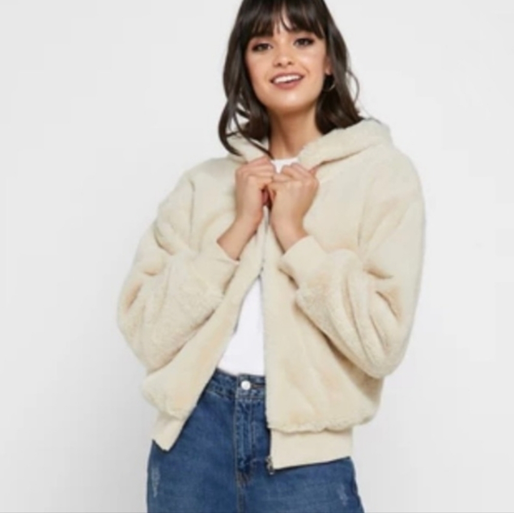 Top Shop Jacket Cream Faux Fur‎ Hooded Bomber